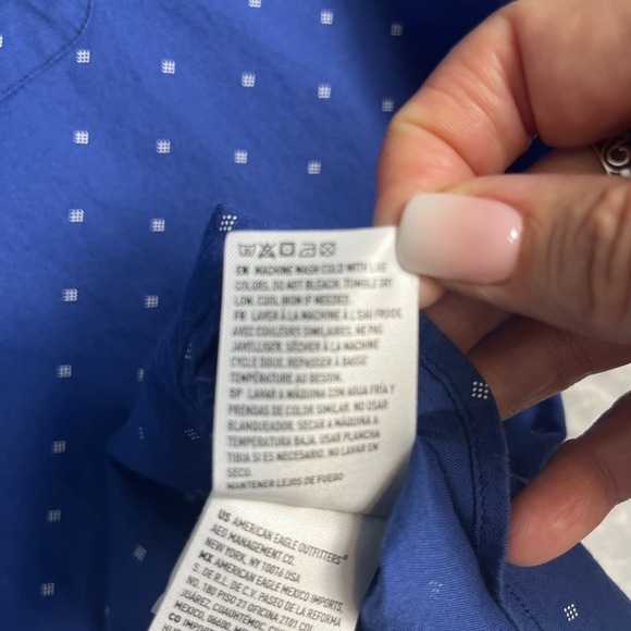 American Eagle Button Down LS Shirt Mens XL Blue w/Wht Diamond Print Classic Fit - Picture 6 of 14